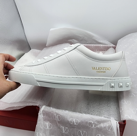 Valentino Garavani | Shoes | Valentino City Planet Calfskin